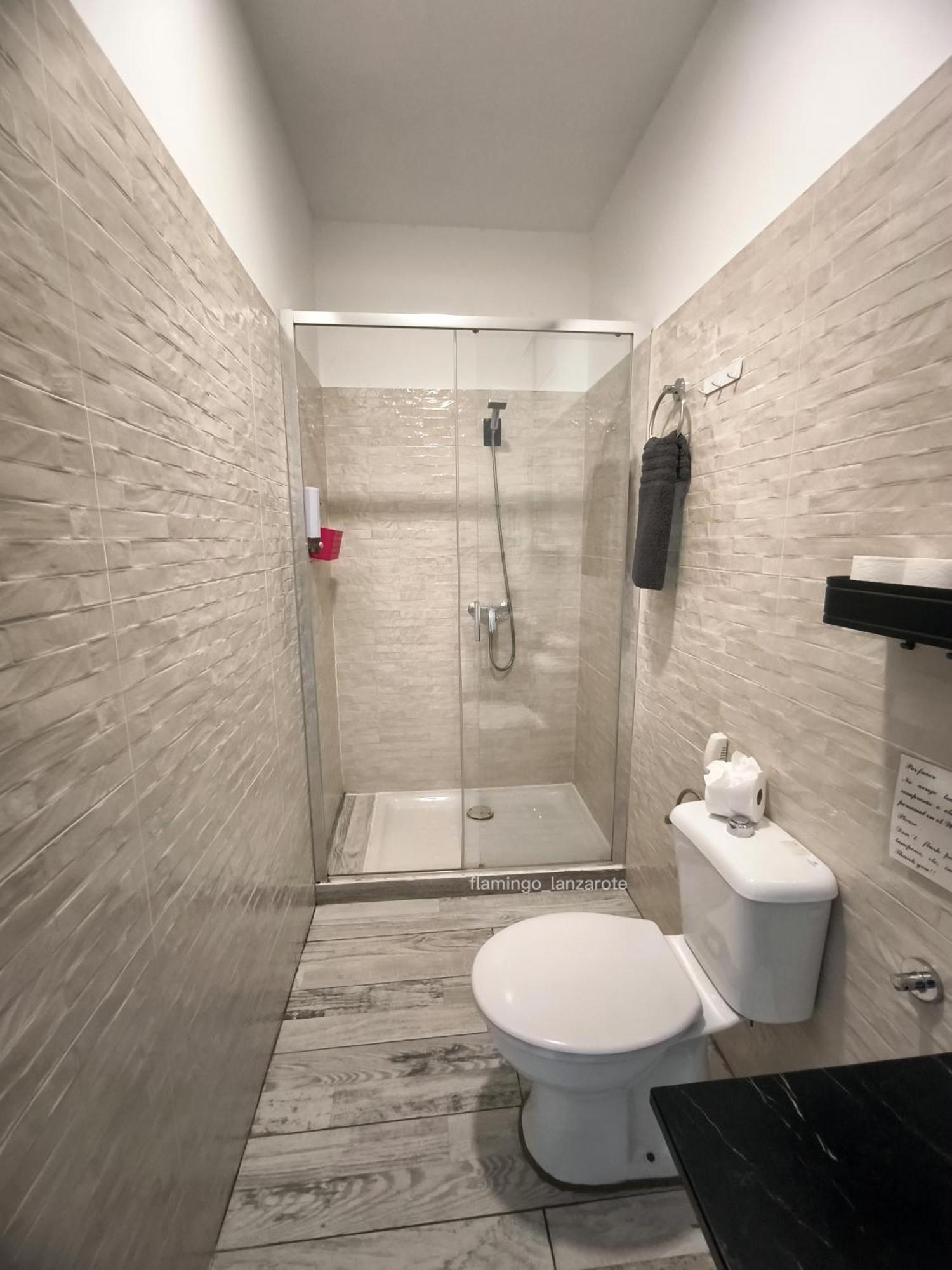 Habitacion Flamingo, Entrada Privada Y Bano Privado En Suite By Flamingo House, No Fumadores 阿雷西费 外观 照片